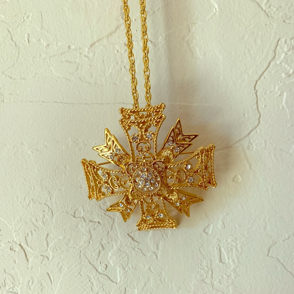 Brooch